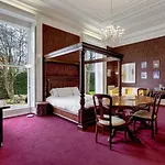 Pass The Keys The King Room Free Parking
