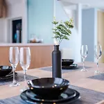 Luxury City Stay Coop Live & Etihad With Free Parking