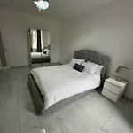 Elegant Estates Humble Abode Room 2