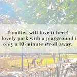 Lovely Chorlton Flat! 5 Seconds To Bus Stop & 2 Minutes To Tram Station