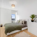 Elegant 2Br In Media City