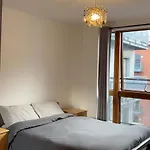 Central 2Bed 2Bath