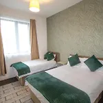 Ideal For Groups - 2 Bedroom Apartment - Free Parking, Transit Links, Close To Stadiums