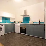 3Br, Smart Tv, Self Check-In, Coffee Machine