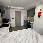 The Ashcroft Apartments Free Parking