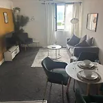 Budget Friendly Private Apartment - Free Parking