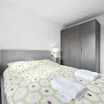 3Bdr Gated Parking Near City Centre