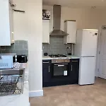 En-Suite Double-Bedroom In The Heart Of Salford Manchester Perfect For Short Stays