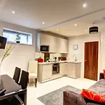 Piccadilly Suites