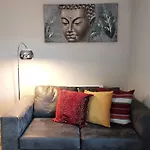 Centauri Apartments In Metro House