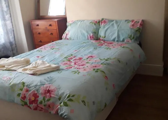 New Find Guest House M22