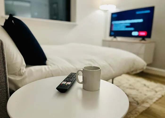 Spectacular Studio Apartment Near To Old Trafford Stadium