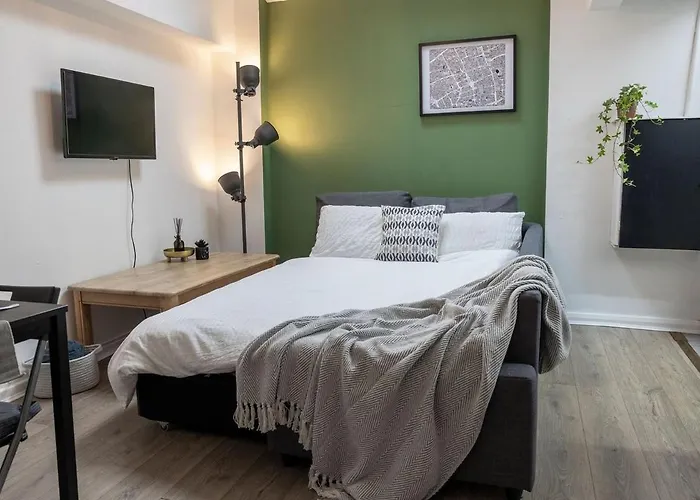 New Northern Quarter Loft By Truestays