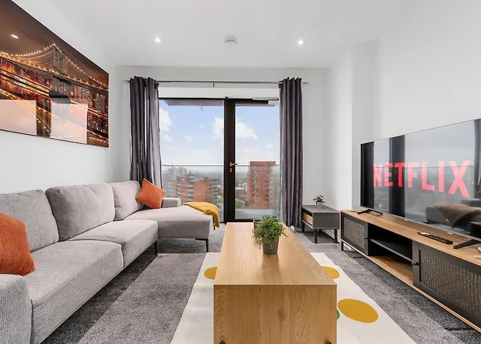 Modern Luxurious Central Apartment