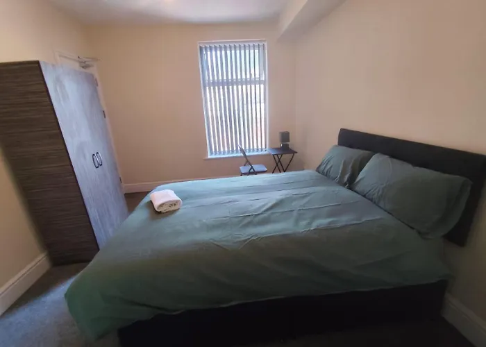 En-Suite Double-Bedroom In The Heart Of Salford Manchester Perfect For Short Stays