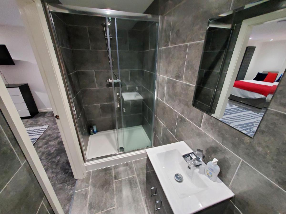 The Ashcroft Free Parking Aparthotel 4*