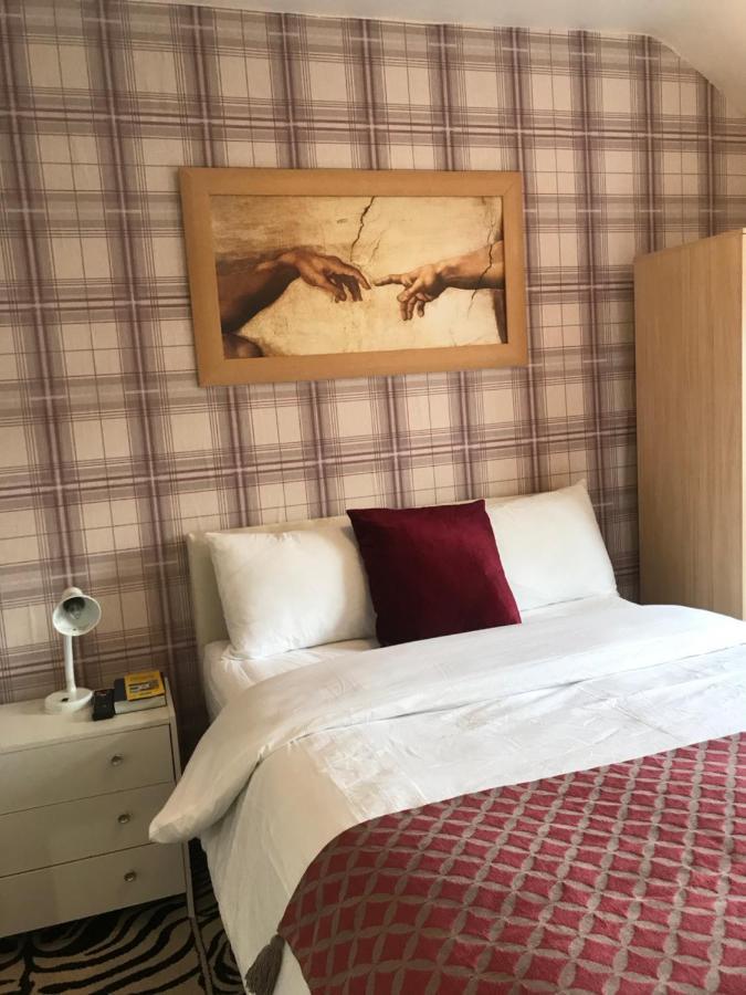 Rosewood Lodgings Special Offer For Student On Long