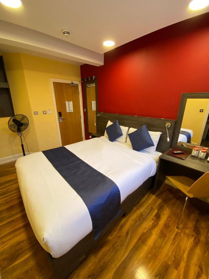 Ville Hotel Hotel 3*