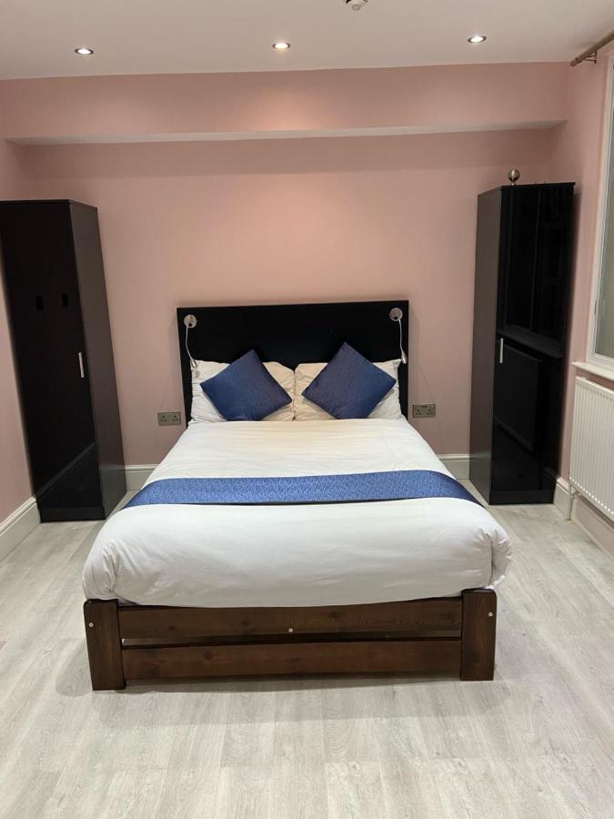 Ville Hotel