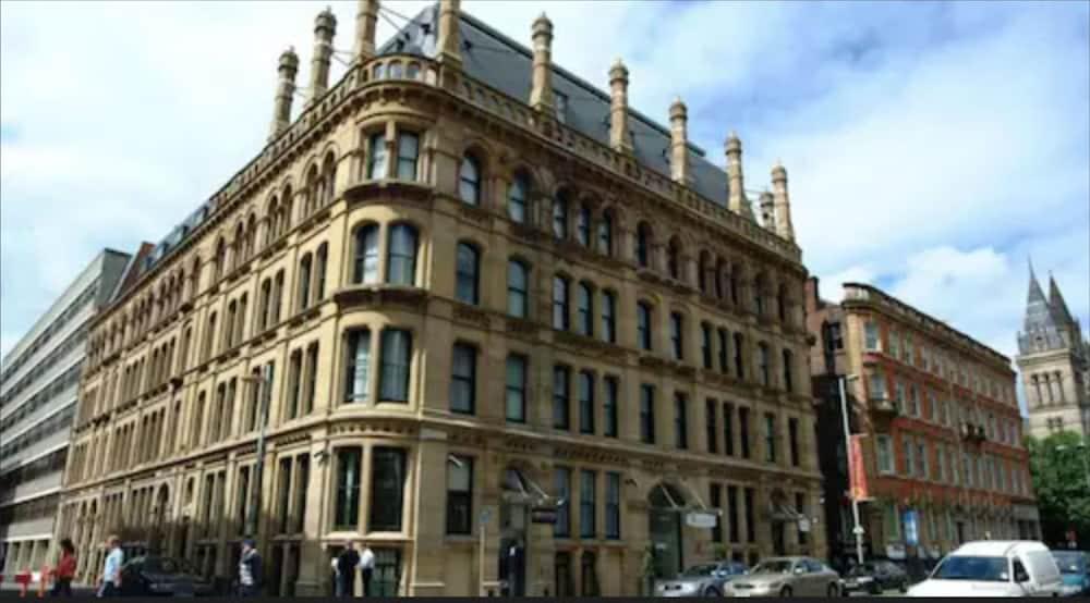The Alan 4* Manchester