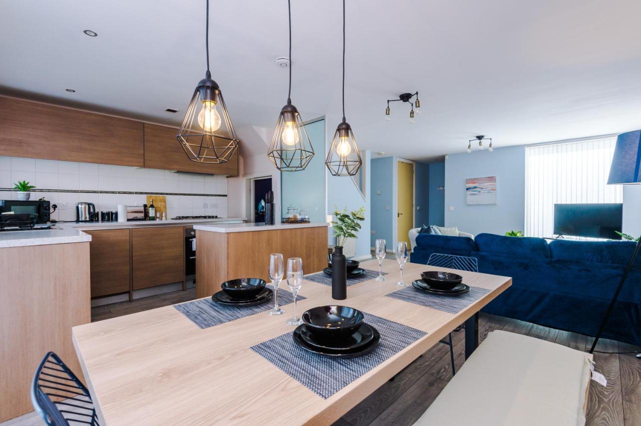 Holiday home Luxury Coop Live & Etihad With Free Parking Manchester