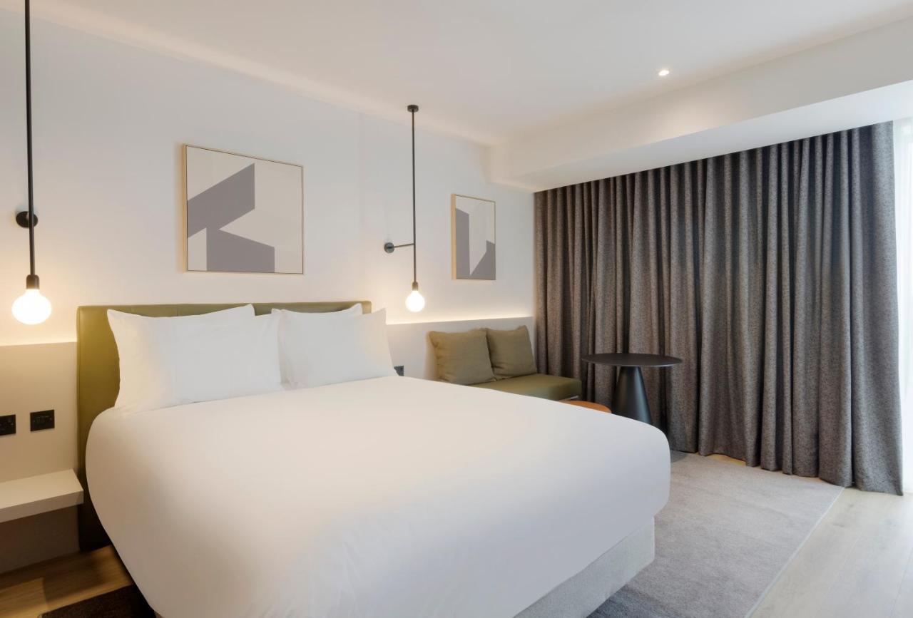 Leonardo Piccadilly Hotel 4*