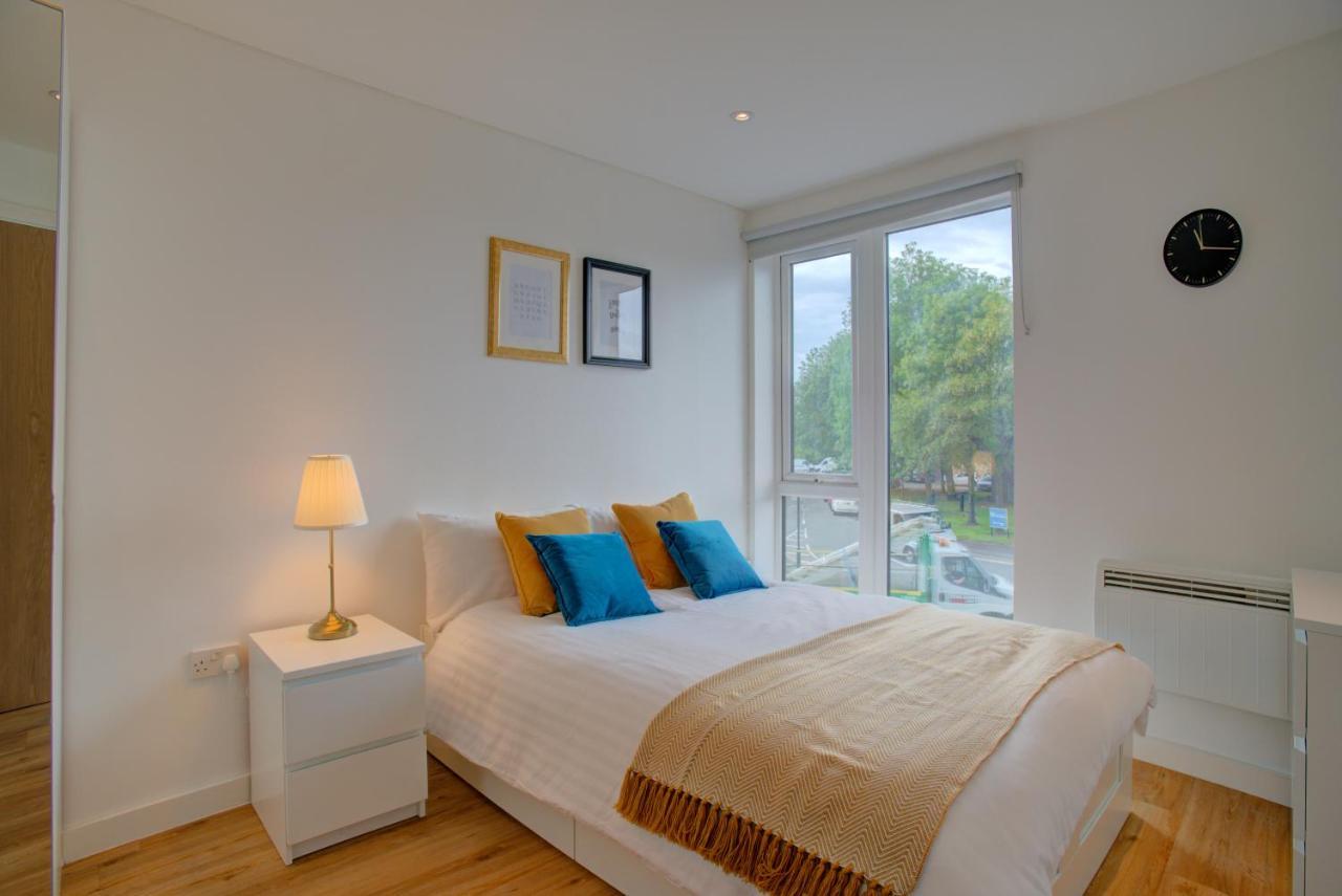 Apartment Lovely 2-bed In With Parking