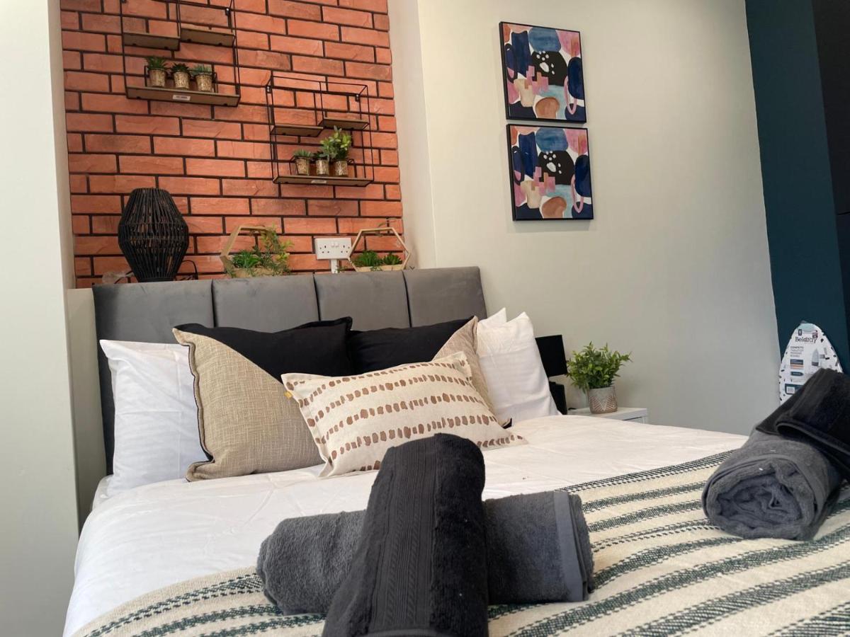 Deluxe Centrally Located In Manchester