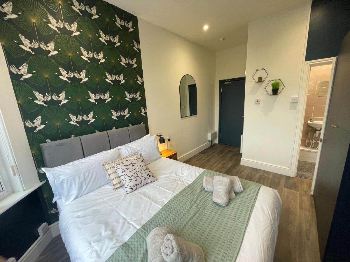 Deluxe Centrally Located In Manchester