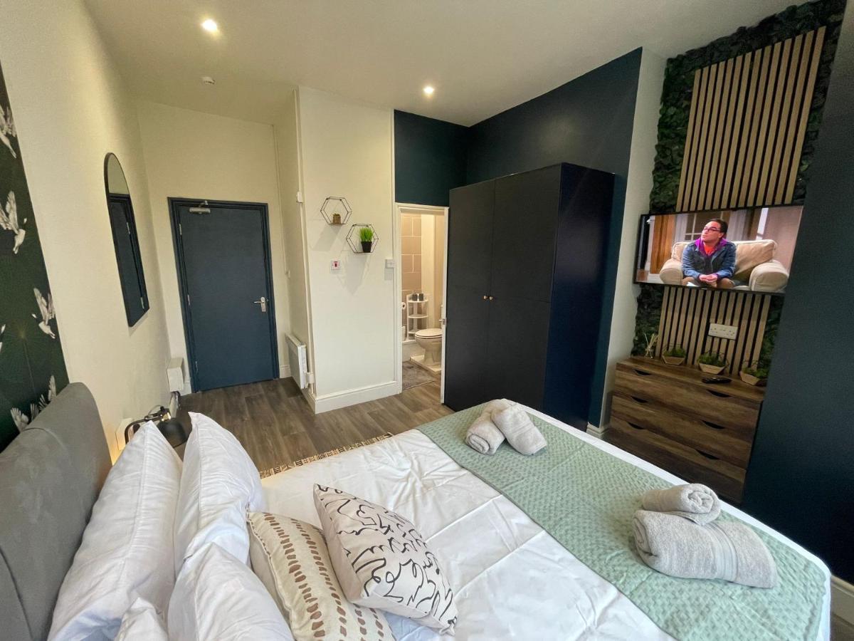 Deluxe Centrally Located In Manchester