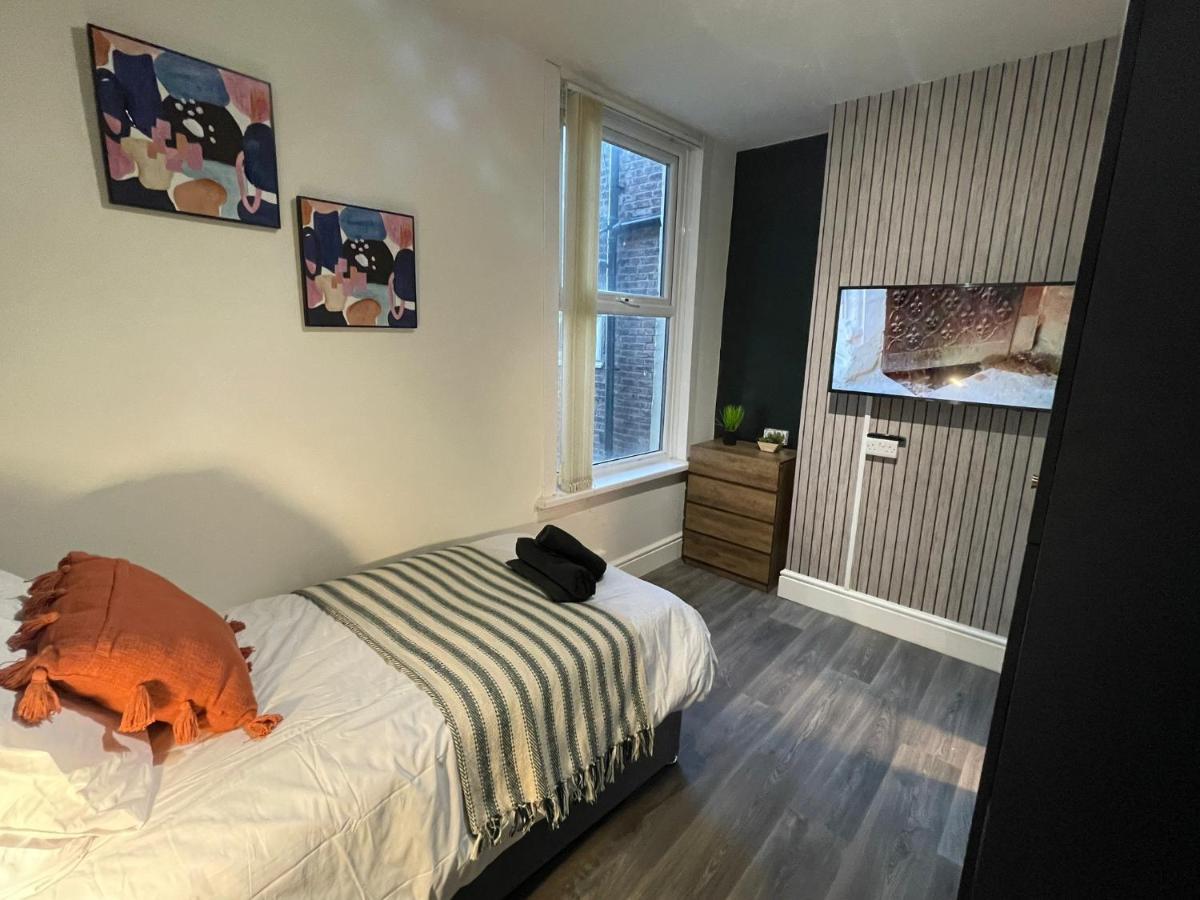 Deluxe Centrally Located In Manchester