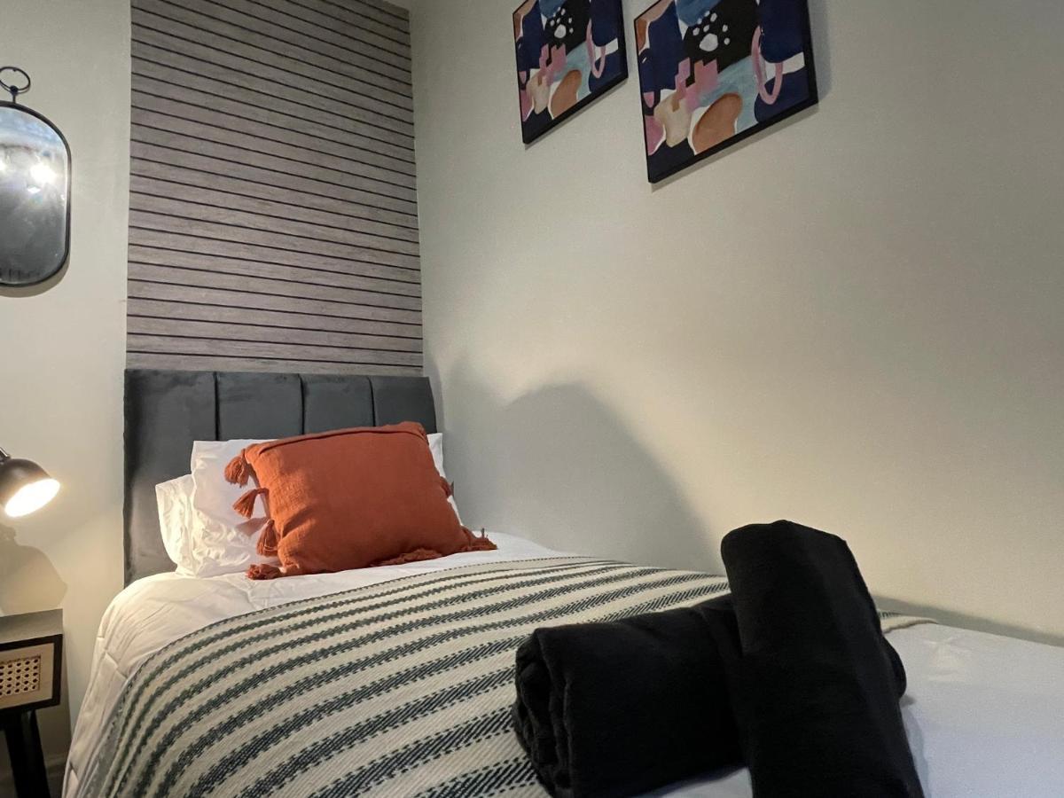 Deluxe Centrally Located In Manchester