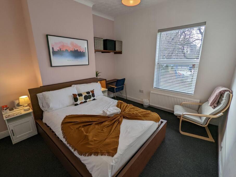 Gloucester Pl - Affordable 3 Bed House Vakantiehuis Manchester