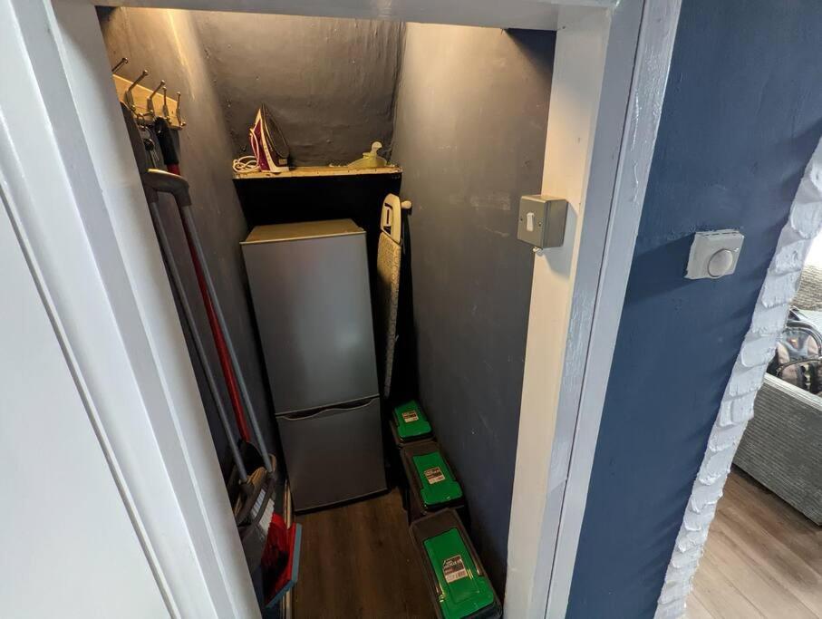 Gloucester Pl - Affordable 3 Bed House