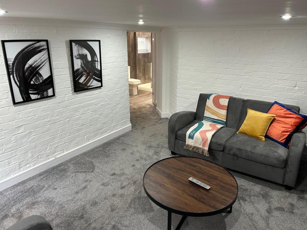 Airport Hideaway Apartment Manchester