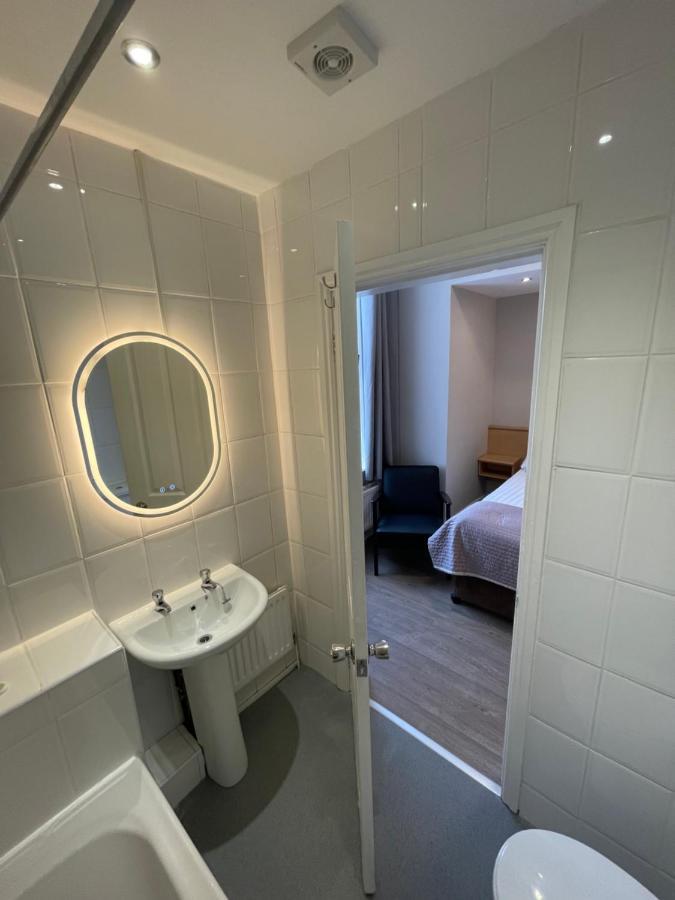 The Westlynne & Hotel 3*