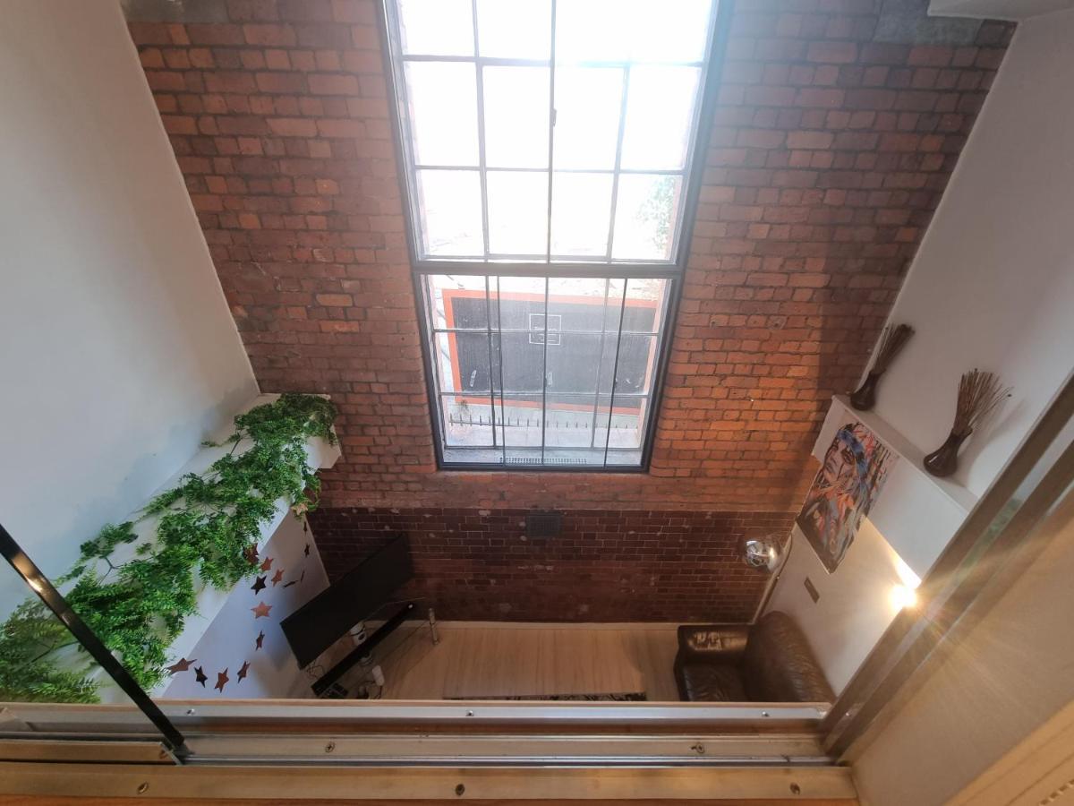 Exclusive 2 Bedroom 2 Floor Duplex In * Manchester