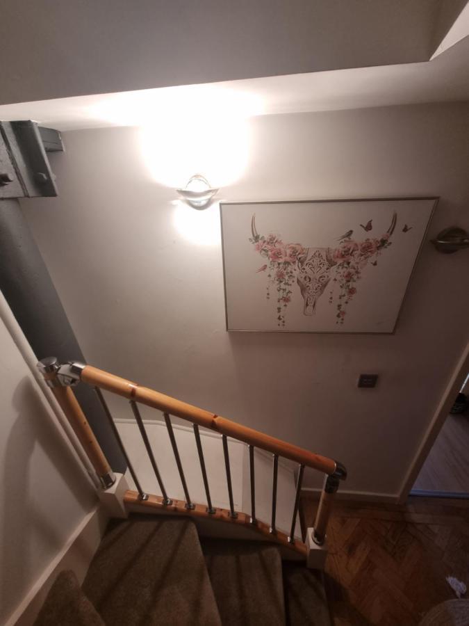 Exclusive 2 Bedroom 2 Floor Duplex In *