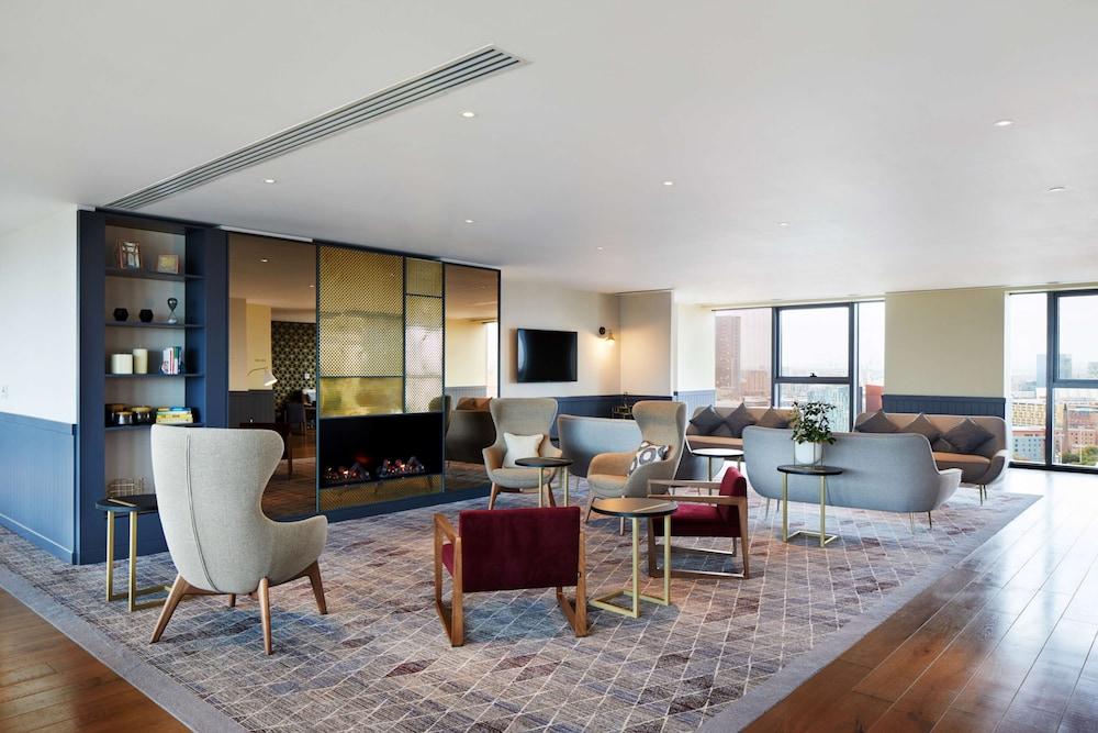 Hyatt House Aparthotel 4*