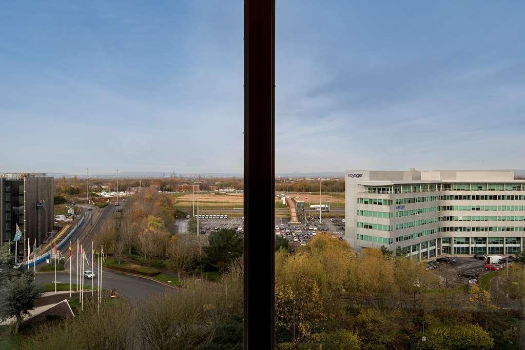 Radisson Blu Manchester. Airport Hotel Manchester