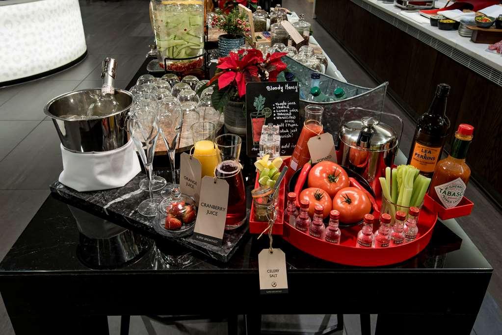 Radisson Blu Manchester. Airport 4*
