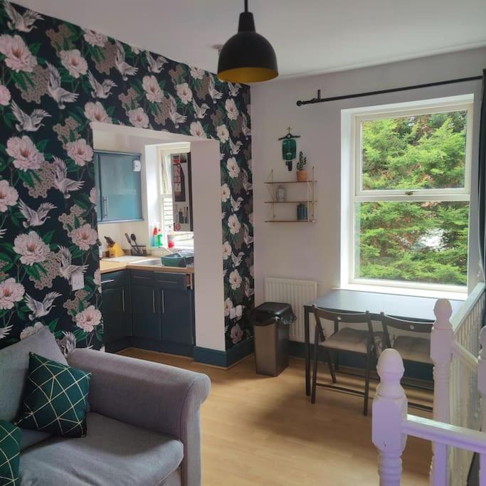 Cosy West Didsbury Apartment