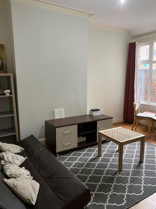 Delightful Victorian House Holiday home Manchester