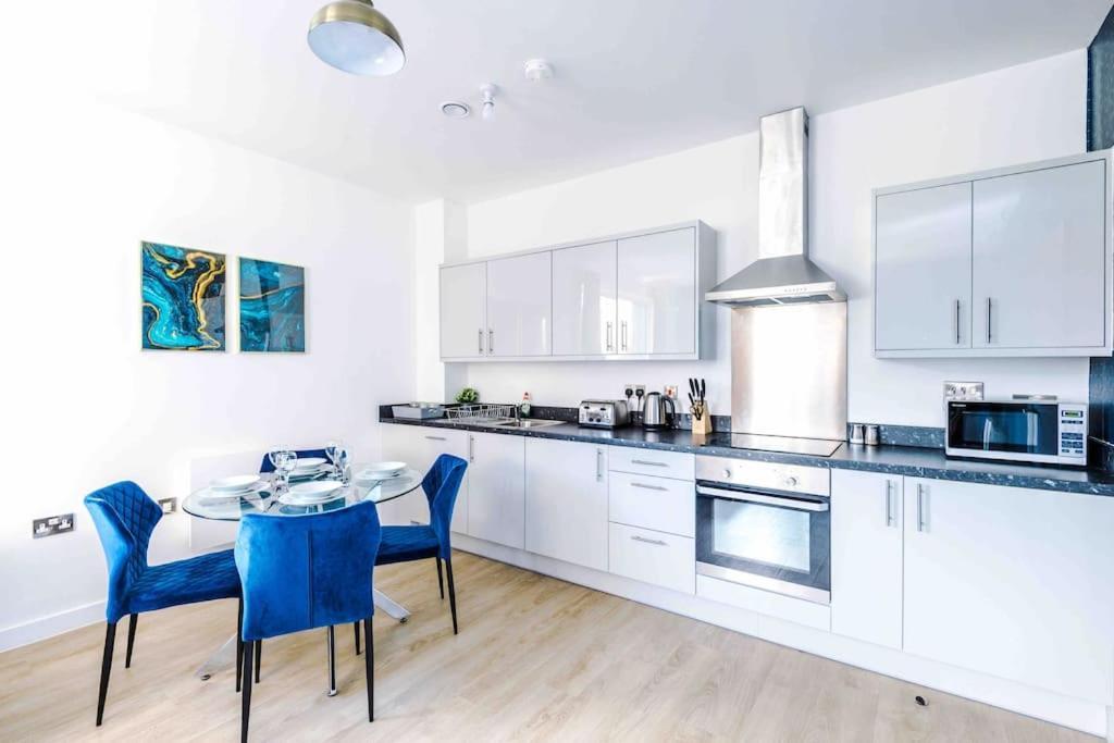 2 Bedroom Gem Ancoats Manchester