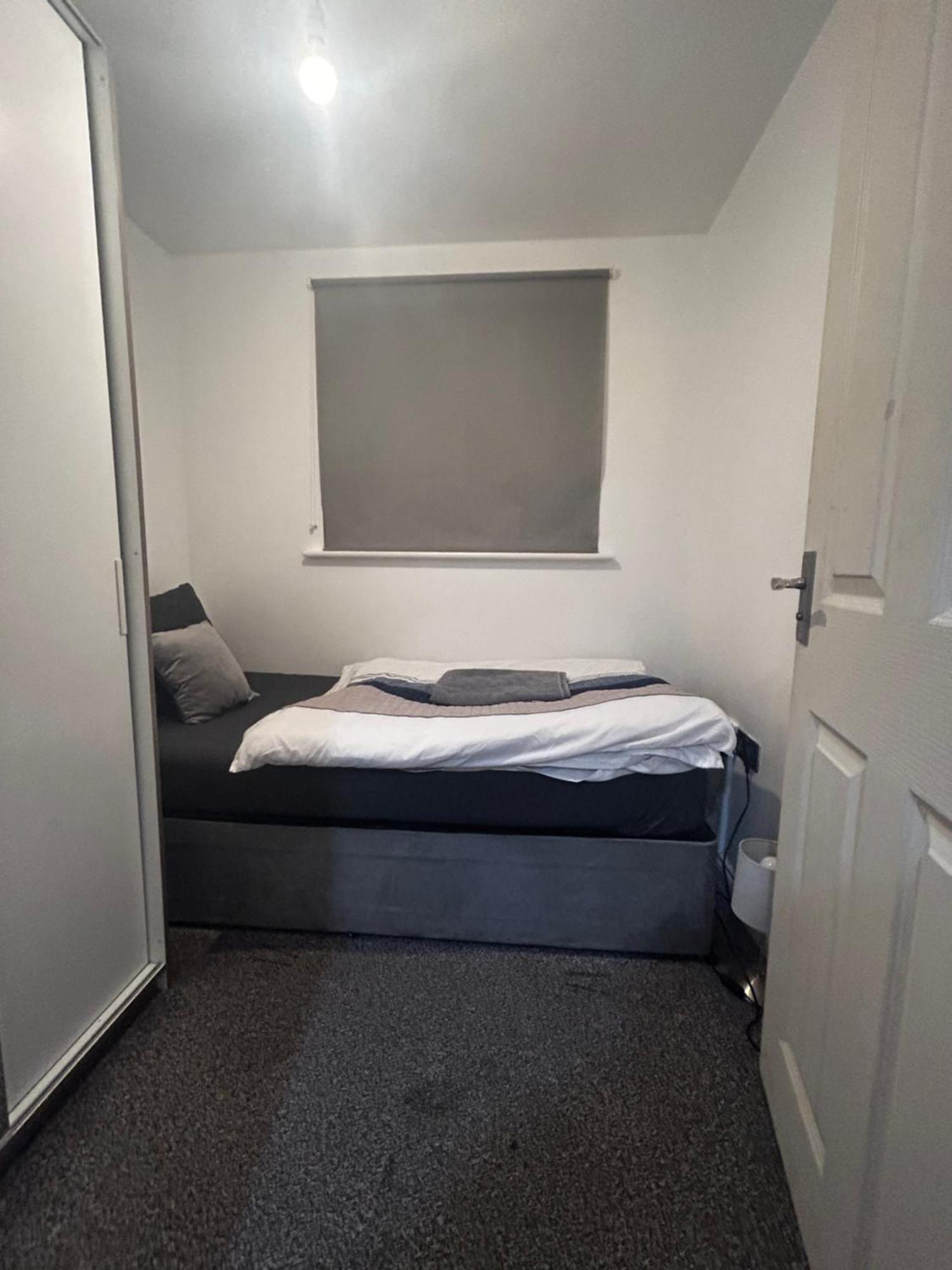 Apartment Executive 3 Bedroom House Manchester