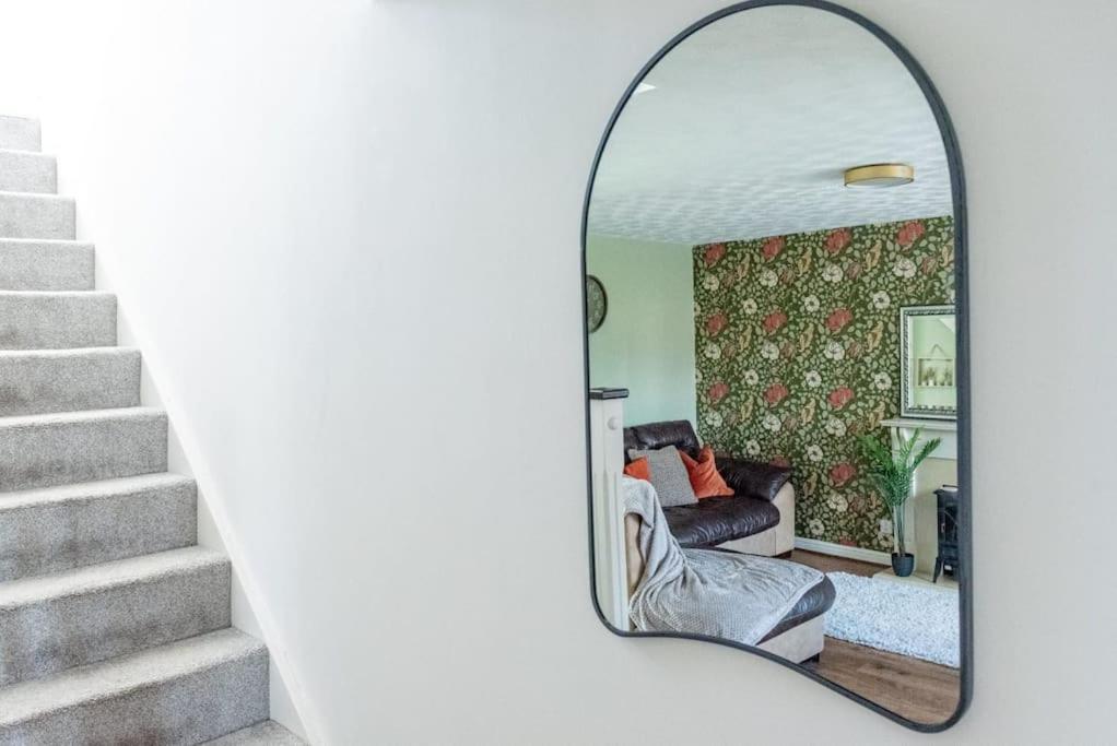 Holiday home Comfy 3-bedroom House Nr Coop Live Arena And Centre By Rest&recharge *