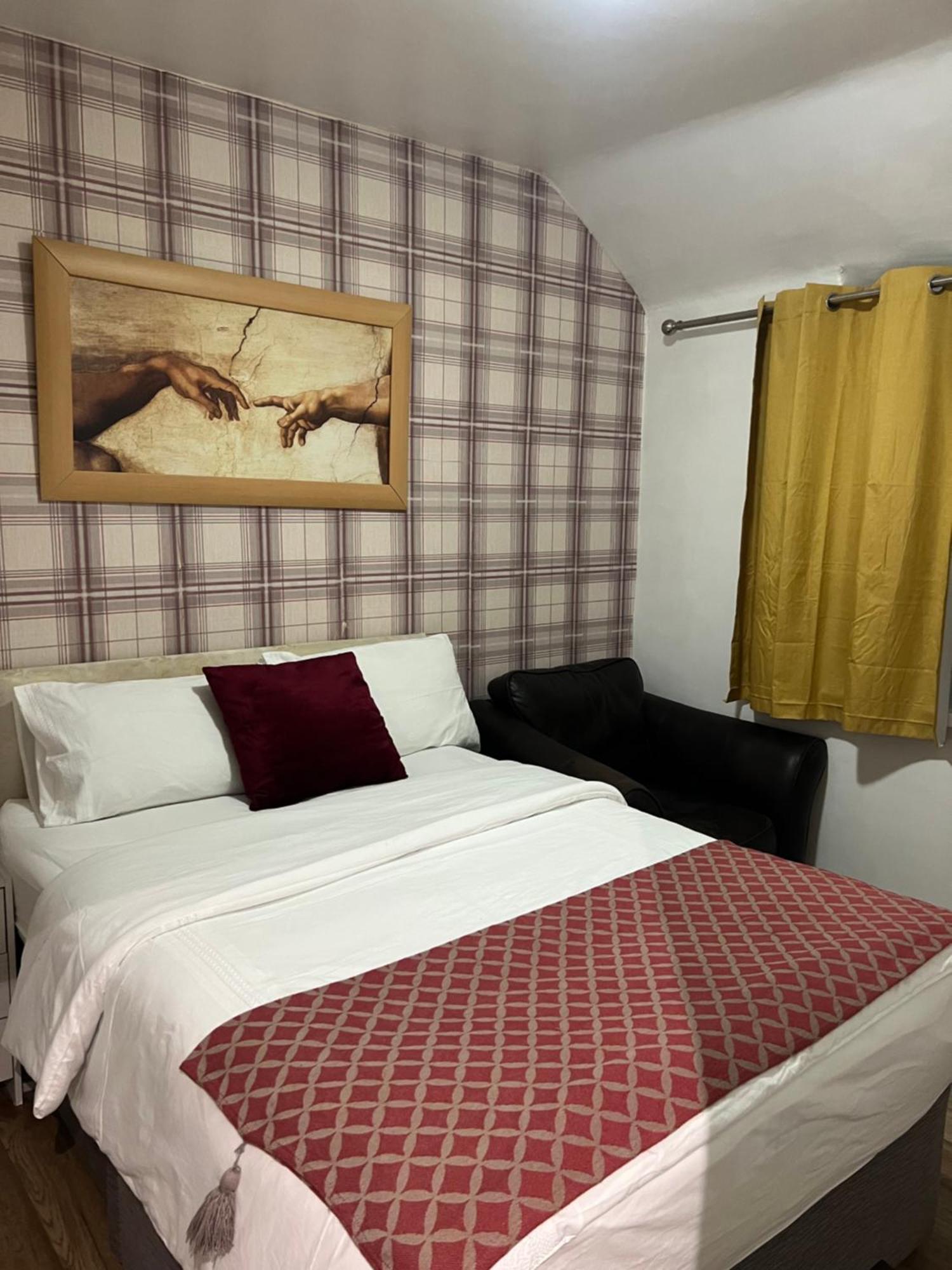 Rosewood Lodgings Special Offer For Student On Long