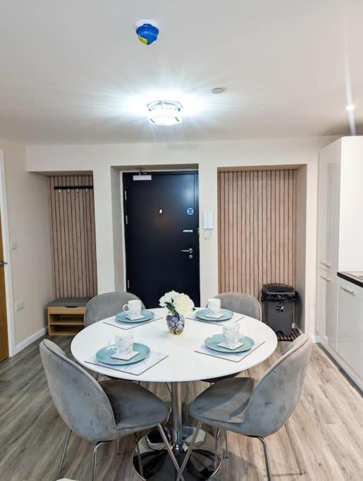 A Superb 2 Bed, 2 Bathroom In Centre Free Parking Appartement Manchester