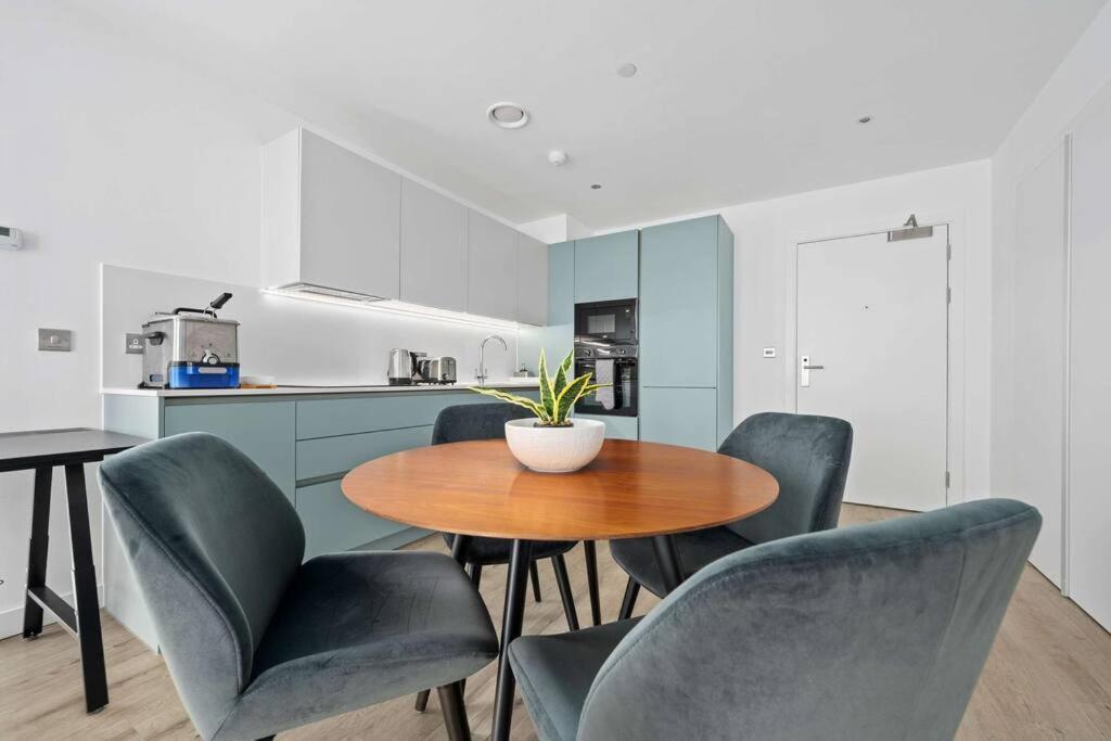 Apartment Luxurious Two Bedroom Manchester