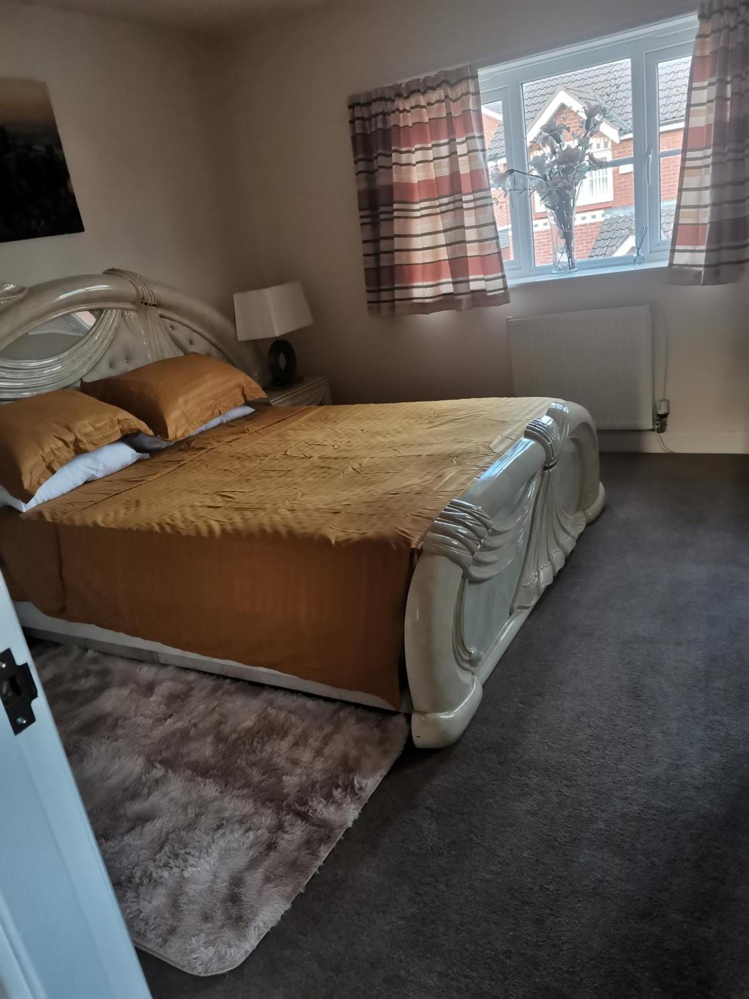 Holiday home Beautiful 1-bed House In *